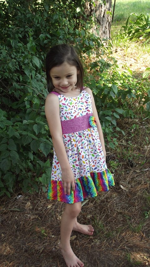Girls Ruffled Dress Size 4 With Bows, Spring , Boutique