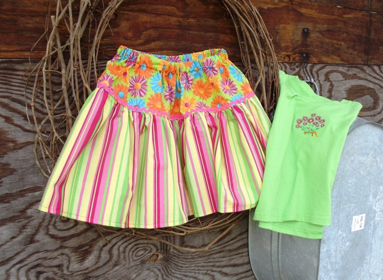 Girls Skirt Size 4 With Matching T Shirt, Embroidery And Ruffles